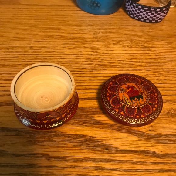 Cute little box - Picture 3 of 3